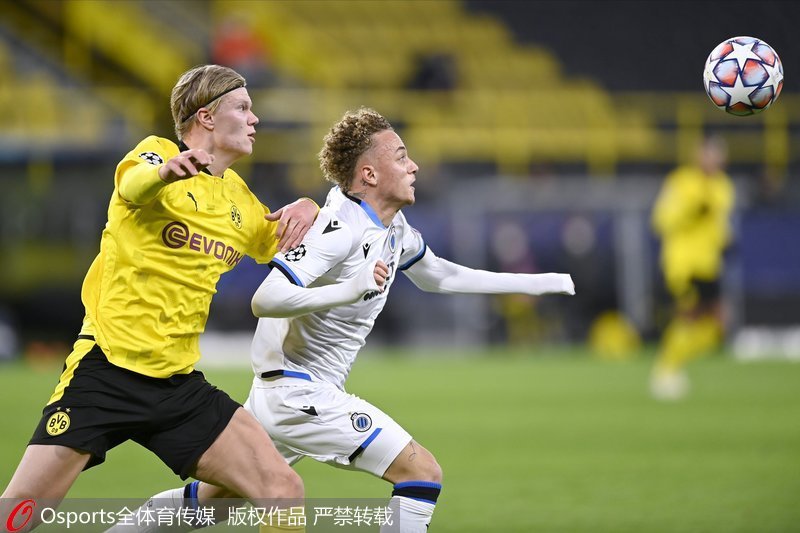  多特蒙德绝杀法兰克福，哈兰德双响建功  